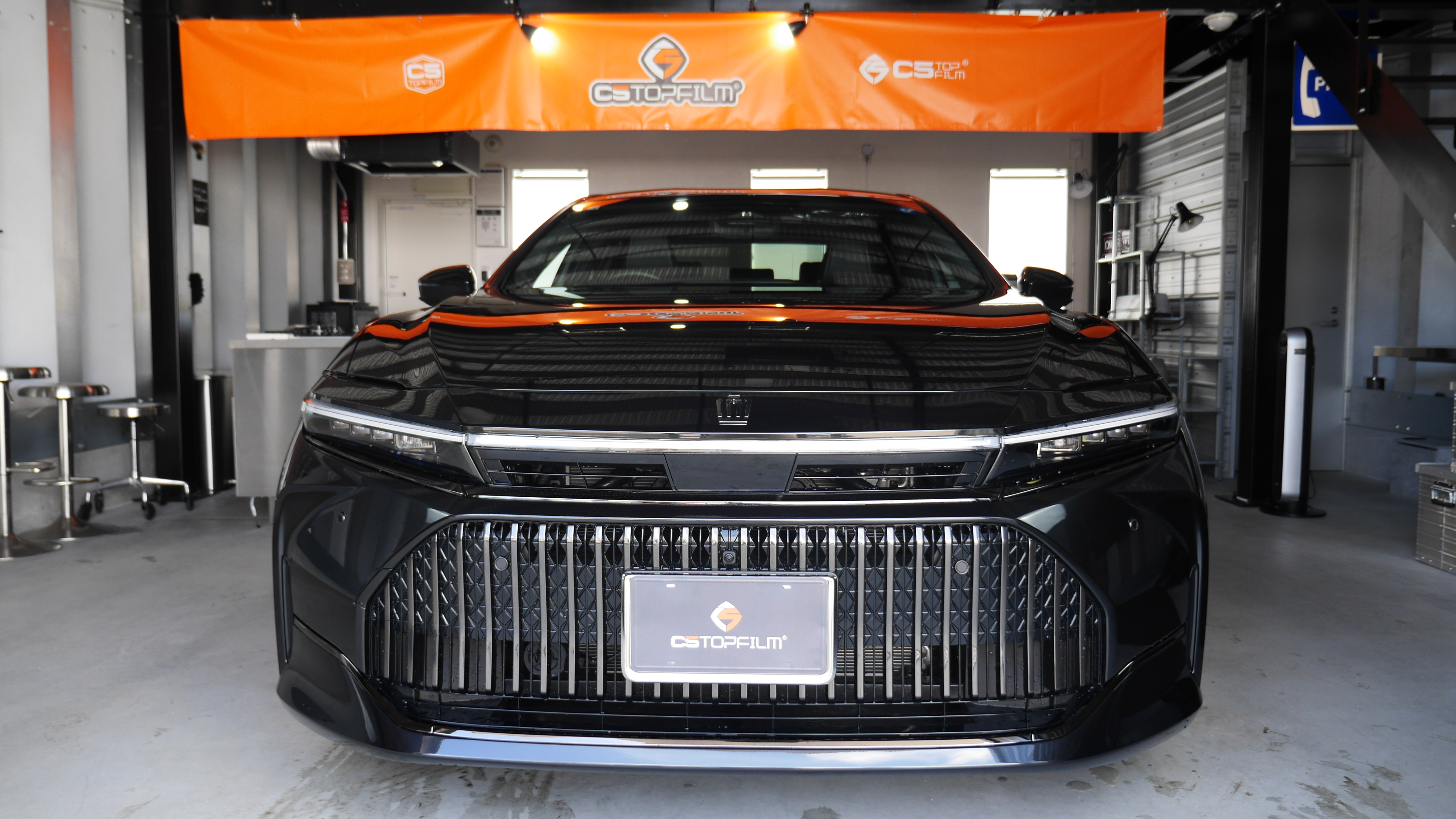 Toyota Crown Sedan フルボディクリアPPF施工