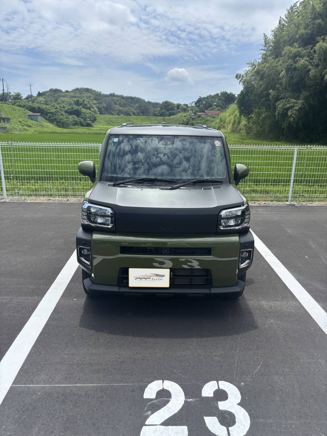 ダイハツ タフトの施工後のフロント全体
